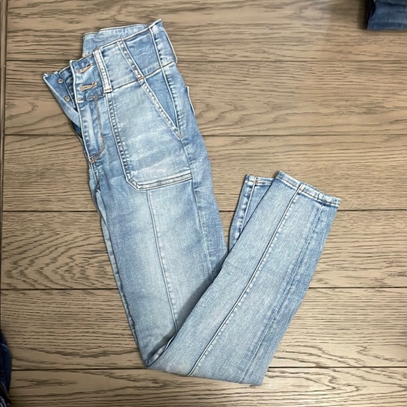 American Eagle Outfitters High Rise Blue Jeans - Picture 1 of 1